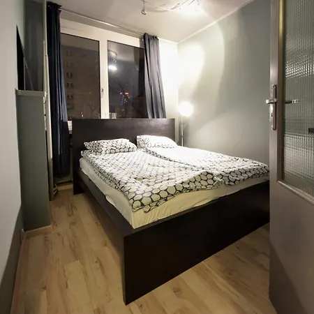 Shortstaypoland Srebrna Apartamento