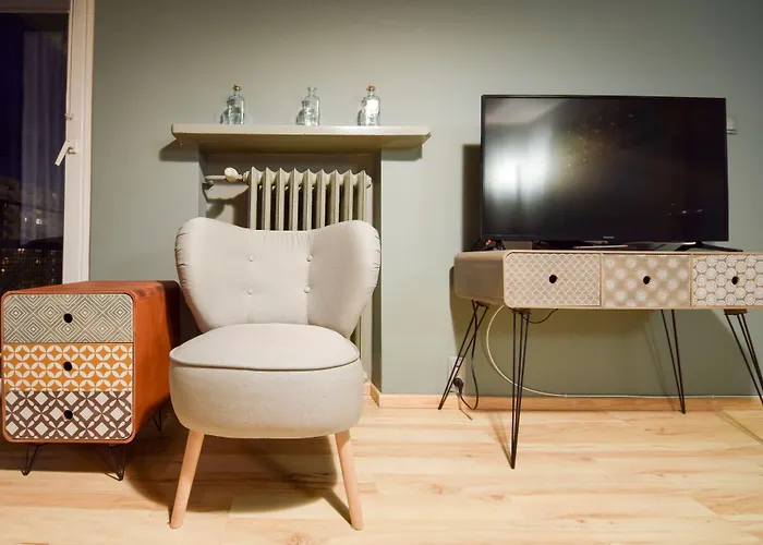 Shortstaypoland Srebrna * وارسو