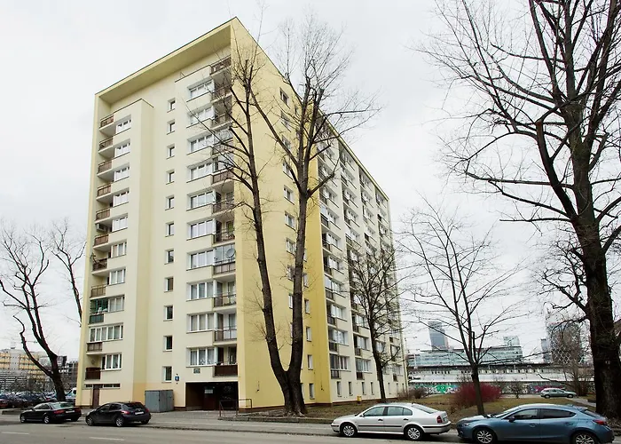 Shortstaypoland Srebrna * وارسو