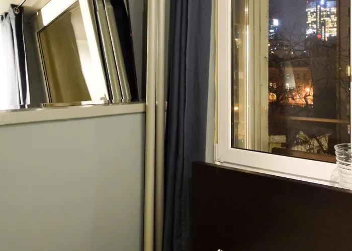 Shortstaypoland Srebrna * وارسو